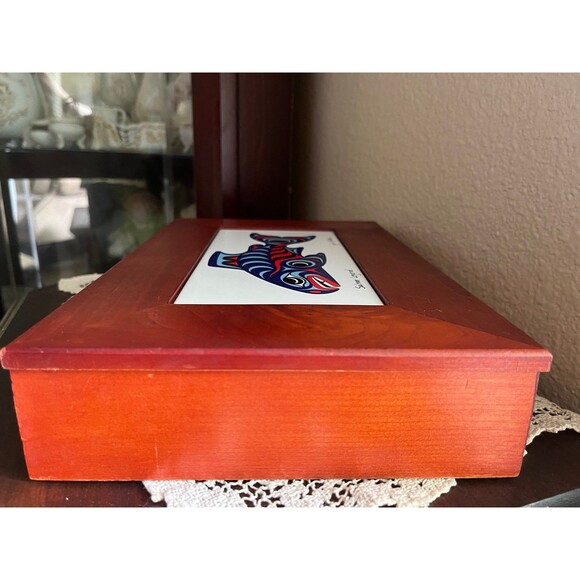Vintage Redwood Salmon Legend Wood & Tile Box - Picture 8 of 8